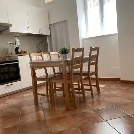 아파트 Al Civico 16 *