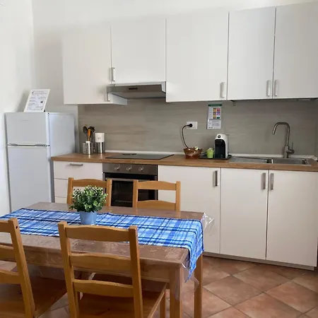 Al Civico 16 * 리카타